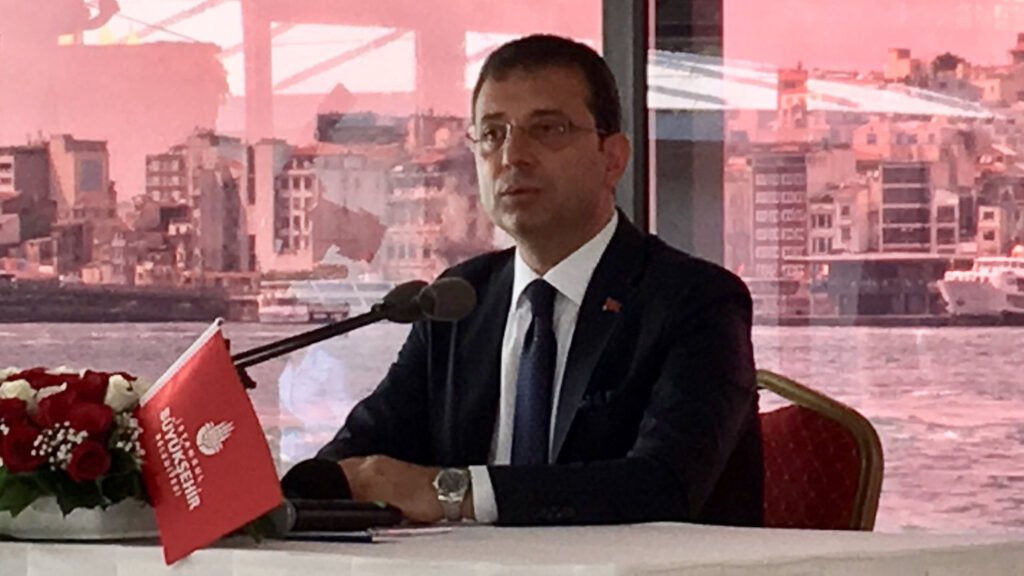 Por qué ha sido condenado a prisión el alcalde de Estambul y cómo afecta la sentencia a las presidenciales de 2023